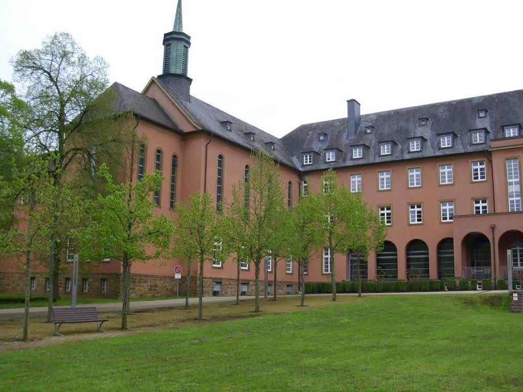 Hotel Robert-Schuman-Haus Trier Exterior foto